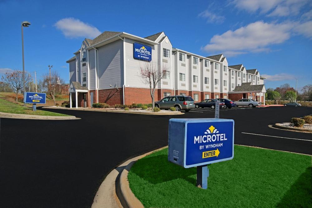 Microtel Inn & Suites By Wyndham Statesville Exterior photo